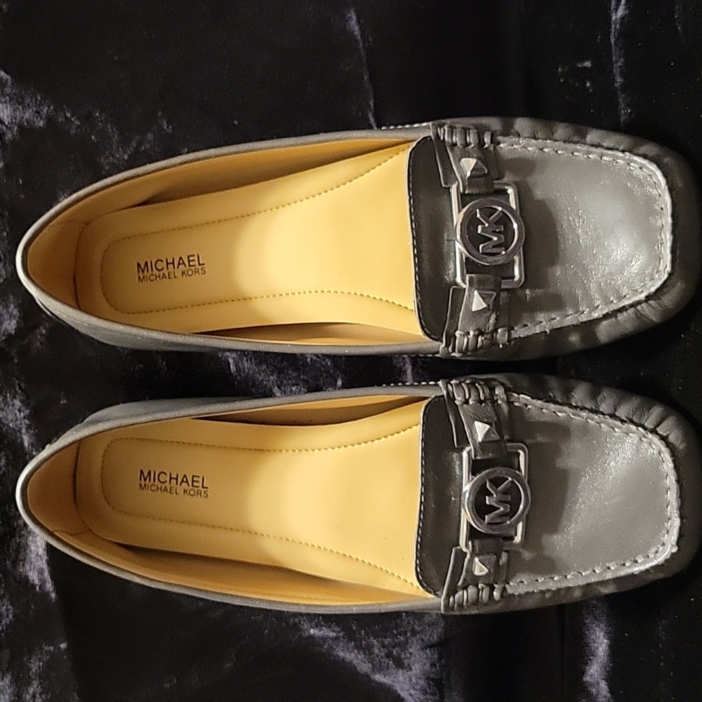 Michael Kors - Grey Leather Loafers, Size 9.5M